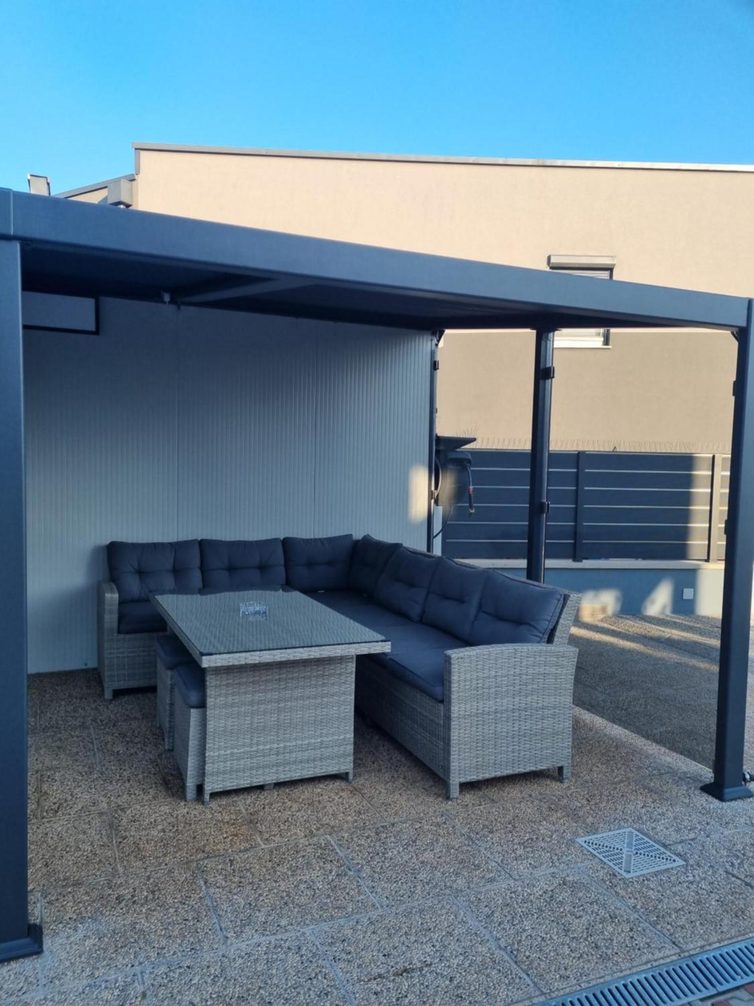 Apartments Donella Umag Exterior photo